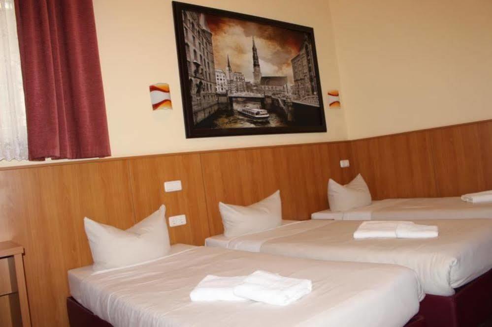 Altan Hotel Hamburg Exterior foto